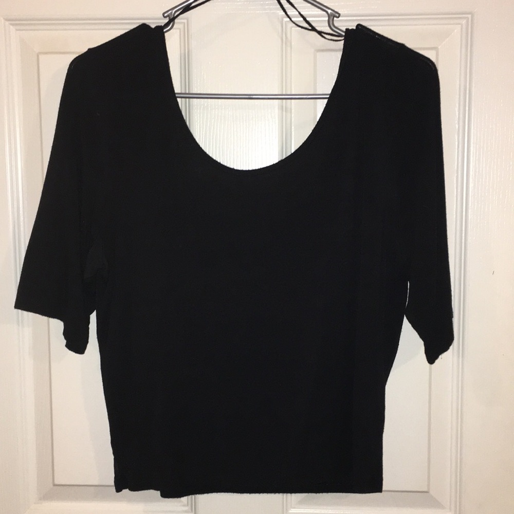 SCOOP BACK CROP TOP